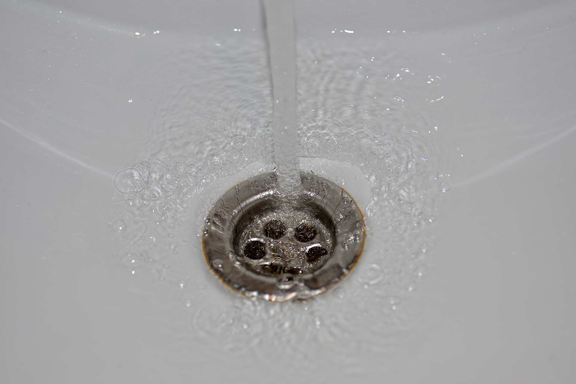 A2B Drains provides services to unblock blocked sinks and drains for properties in Southport.